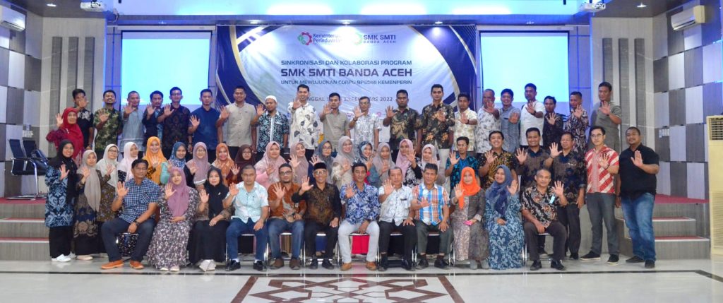 Sinkronkan Program dengan Corporate University (Corpu) BPSDMI Kementerian Perindustrian, SMK SMTI Banda Aceh Gelar Raker 2022 Bagian 1