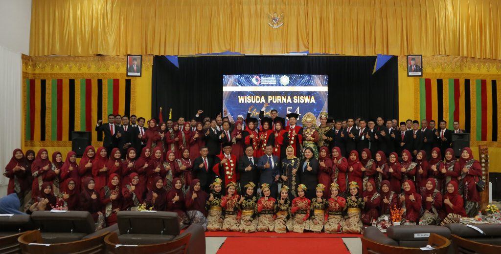 Wisuda Purna Siswa Angkatan Ke-54 SMK SMTI Banda Aceh, Kepala BPSDMI :  Bekerjalah Sungguh-sungguh, Kembangkan Terus Kompetensi