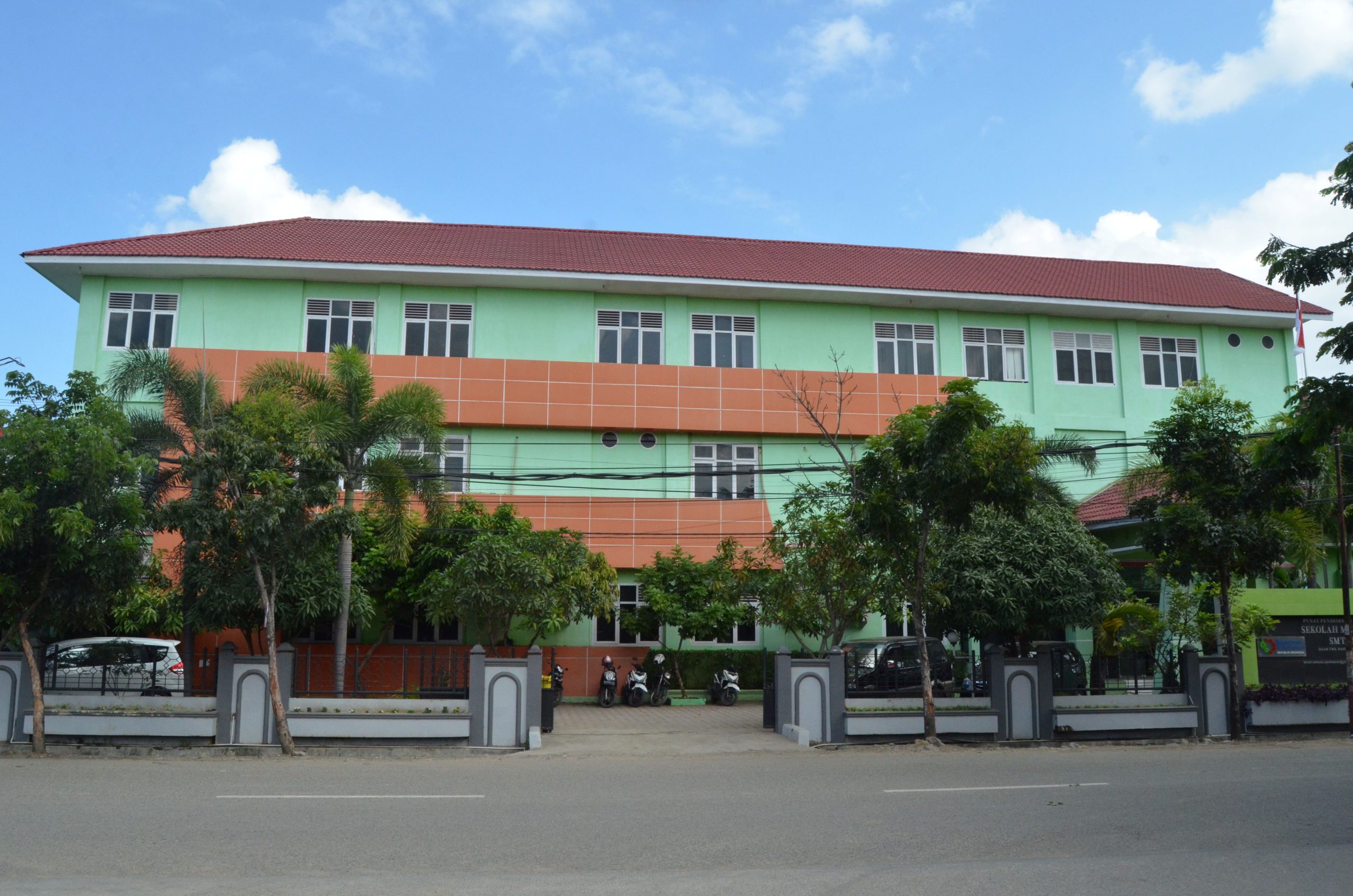 FOTO GEDUNG A (2)